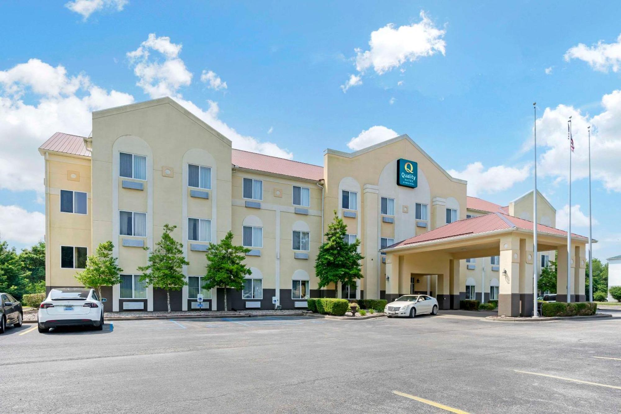 Quality Suites La Grange Exterior photo