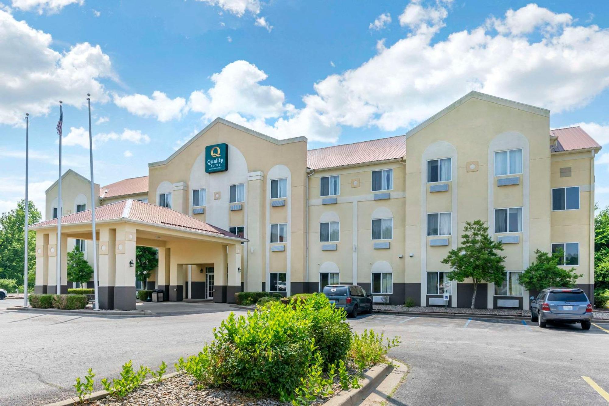 Quality Suites La Grange Exterior photo